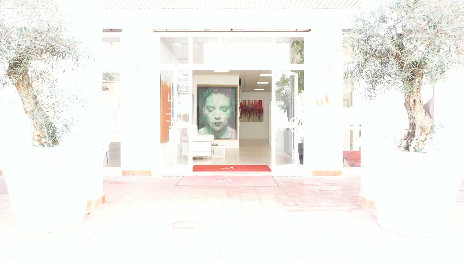 Galeria HMH Entrance